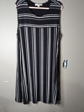 Loft Black and White Striped Sleeveless Dress Size 20/22 Ptp 25" Length 43"